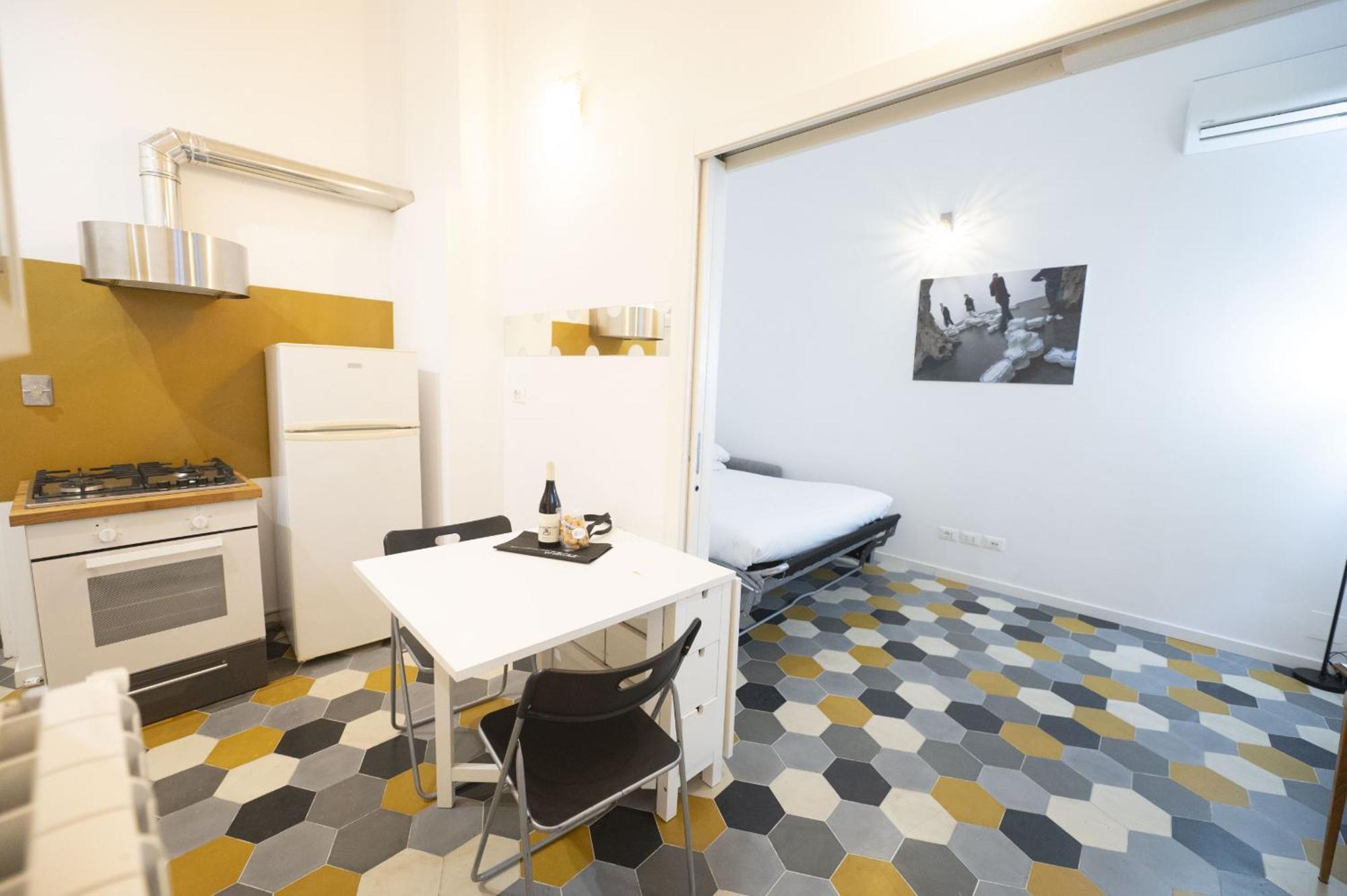 Eclectic In Trendy San Lorenzo Apartment *